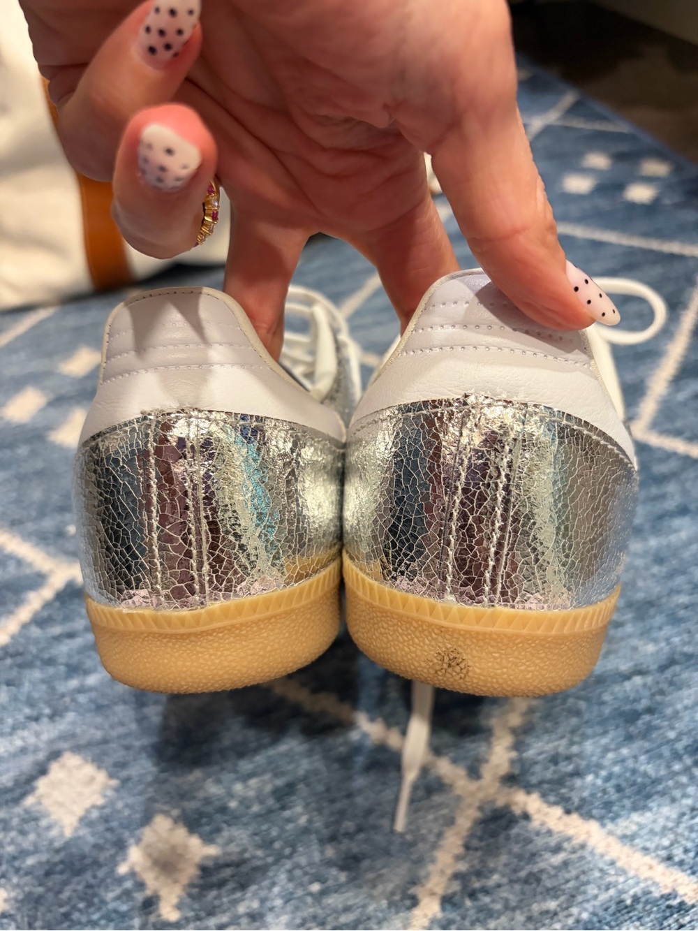 Adidas Samba Metallic Silver - Picture 5 of 9